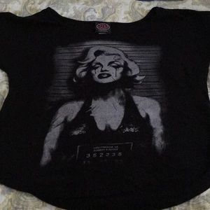 Goth tee